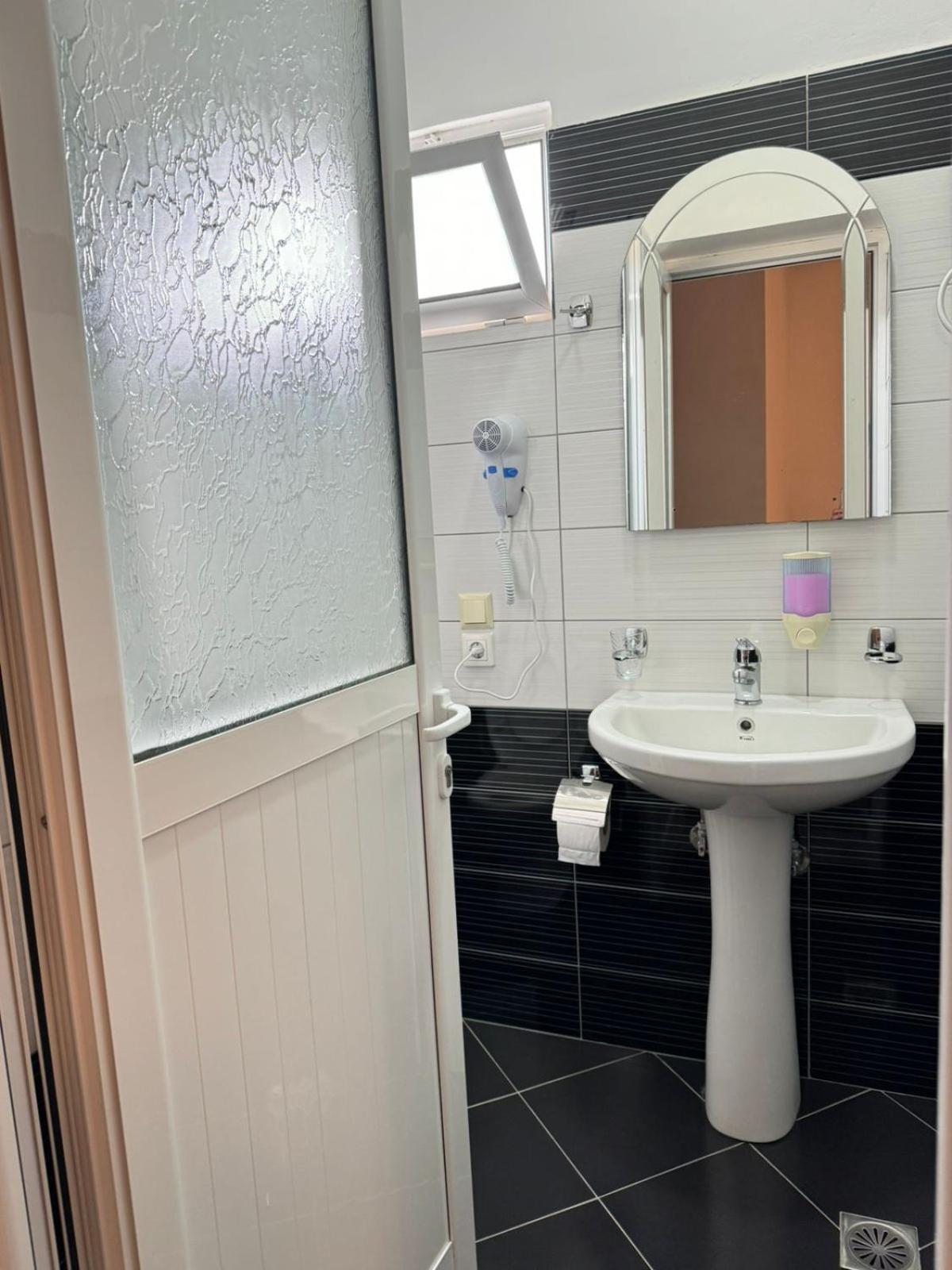 Apartament Shehu Ksamil